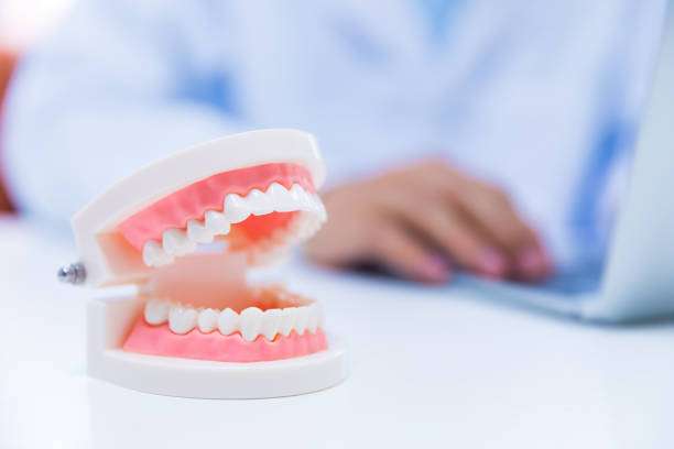 Choosing the Best Denture Type